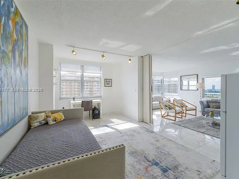 1950 S Ocean Dr #19E — Photo 16