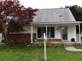 7546 Merrick St, Taylor, MI 48180