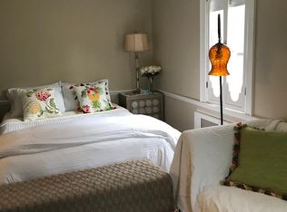 28 Eaton Ct #1, Wellesley Hills, MA 02481