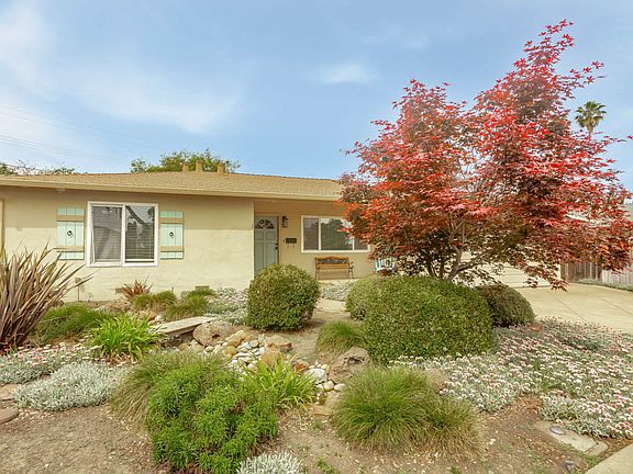 2nd image of 7593 Knollwood Pl