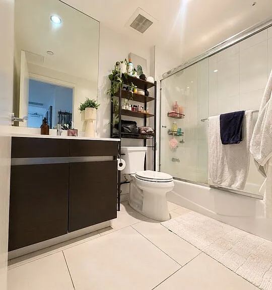 7857 W Manchester Ave #Penthouse 6 — Photo 21
