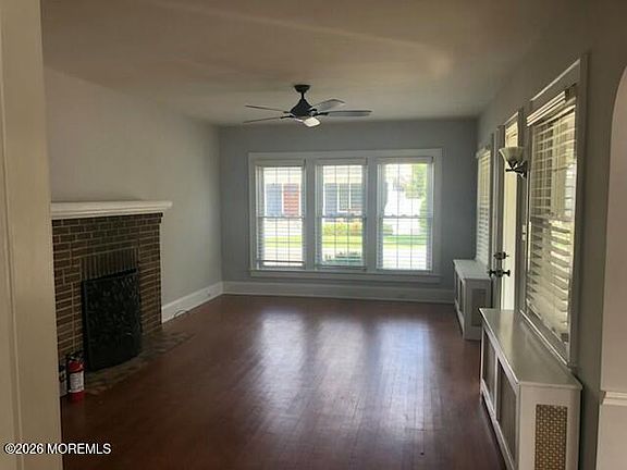 3rd image of 2117 Edgewood Pl