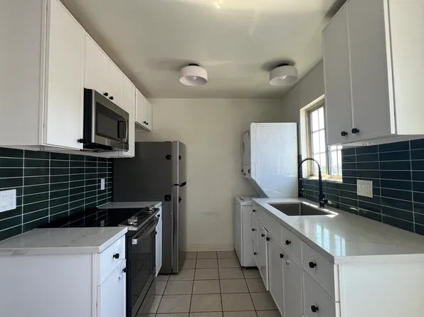 420 Hoitt St APT 8, San Diego, CA 92102