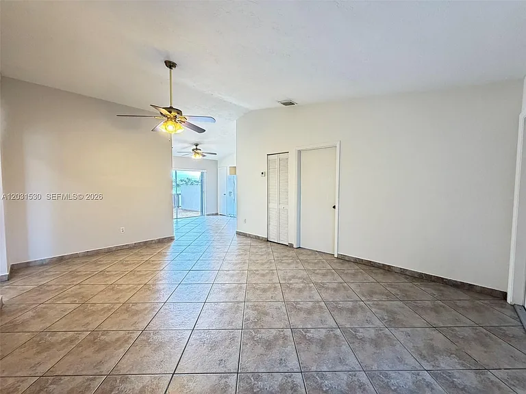 11760 SW 123rd Ave #0 — Photo 5