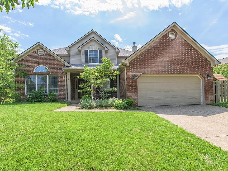 1st image of 944 Andover Woods Ln