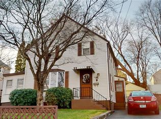 18 Cherry Hill Ave, Woonsocket, RI 02895