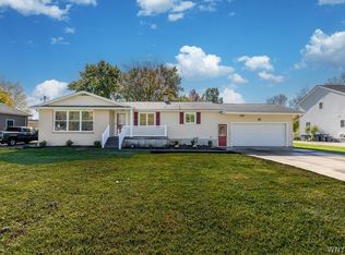 2960 Love Rd, Grand Island, NY 14072