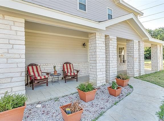3rd image of 3900 High Meadows Dr