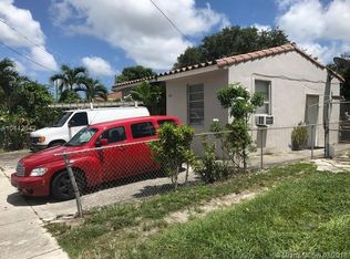 1930 NW 5th St, Miami, FL 33125