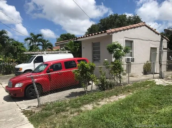 1930 NW 5th St, Miami, FL 33125