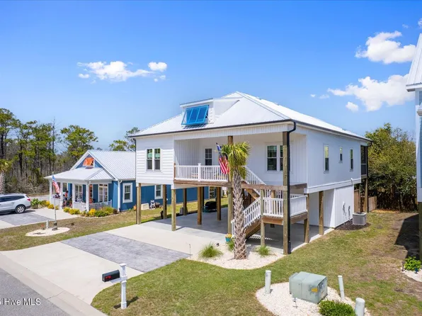 103 Island Palms Drive, Carolina Beach, NC 28428