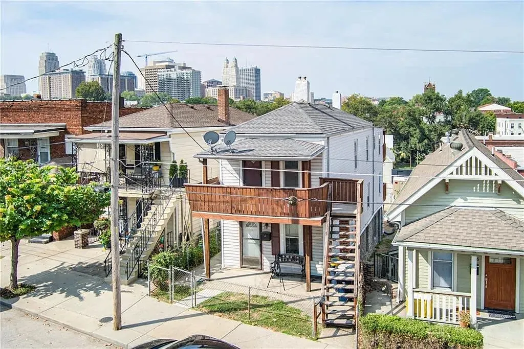 1 bed, 650 sqft, $1,300 — Photo 1