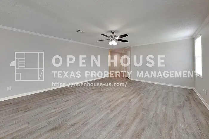 1008 Conner Ct — Photo 4