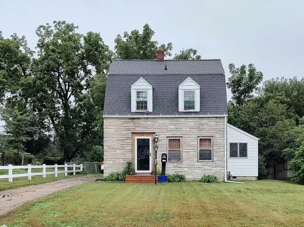 1505 Kalsem Blvd, Marshalltown, IA 50158