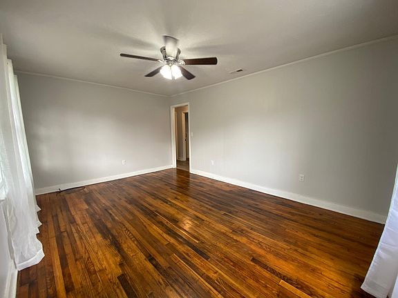 3rd image of 594 North St