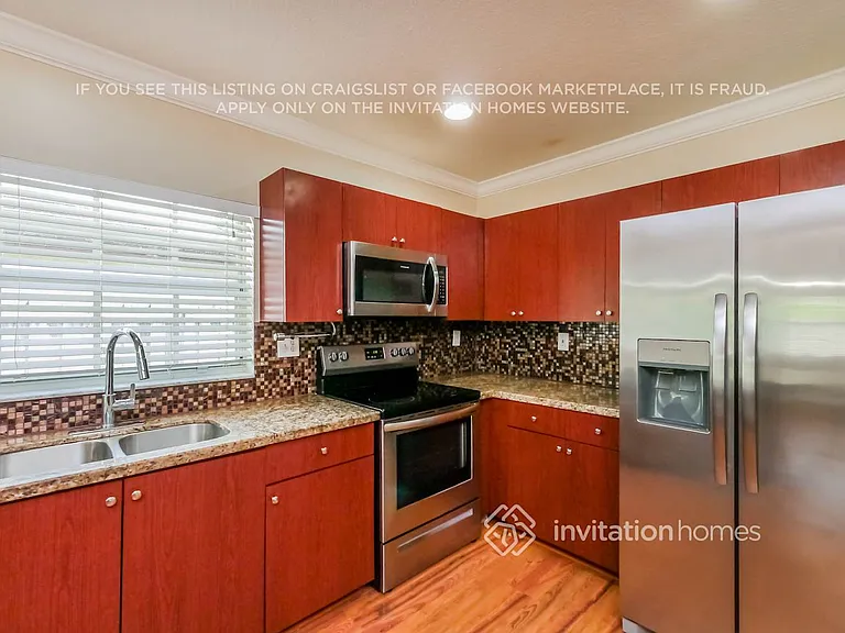 18146 SW 150th Ct — Photo 7