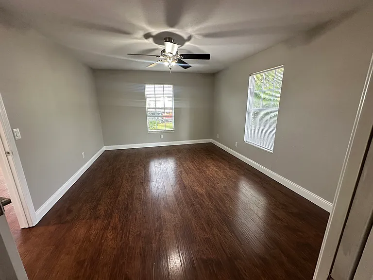 17500 Phlox Dr — Photo 5