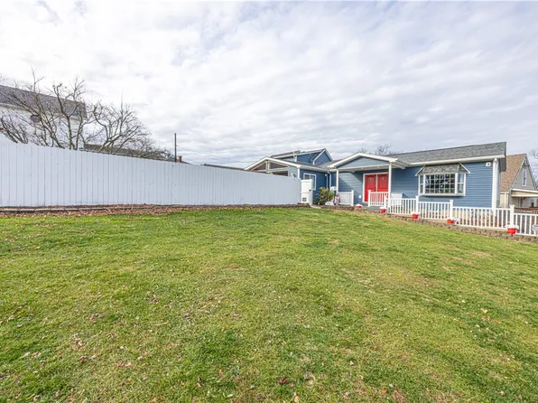 13 Trader St, Uniontown, PA 15401