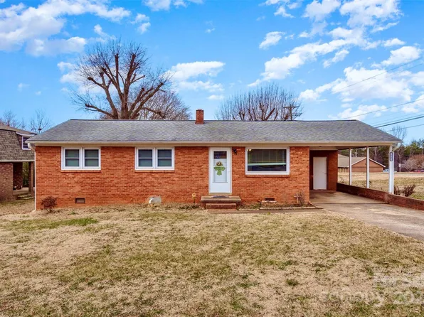 2038 N Deal Ave, Newton, NC 28658