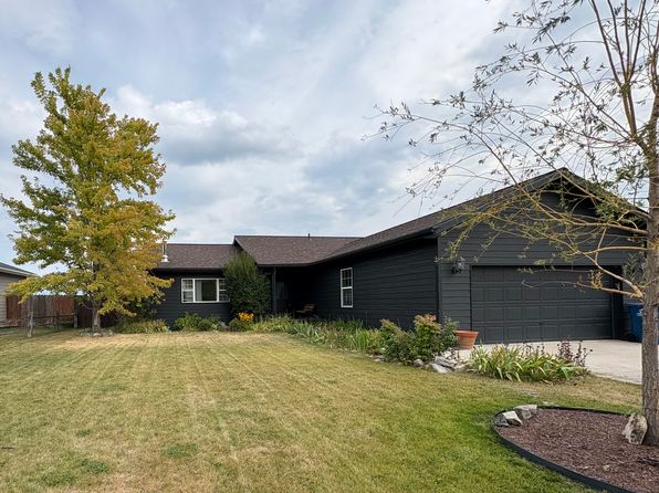 1496 Klondyke Loop