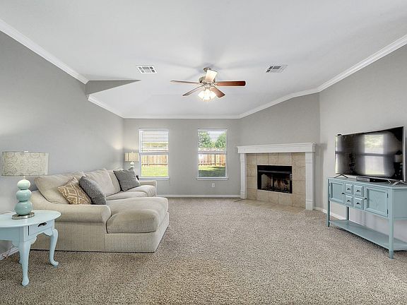 3rd image of 1032 Clark Brothers Dr