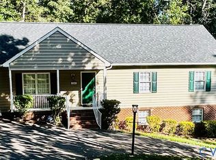 3207 Ludgate Rd, Chester, VA 23831