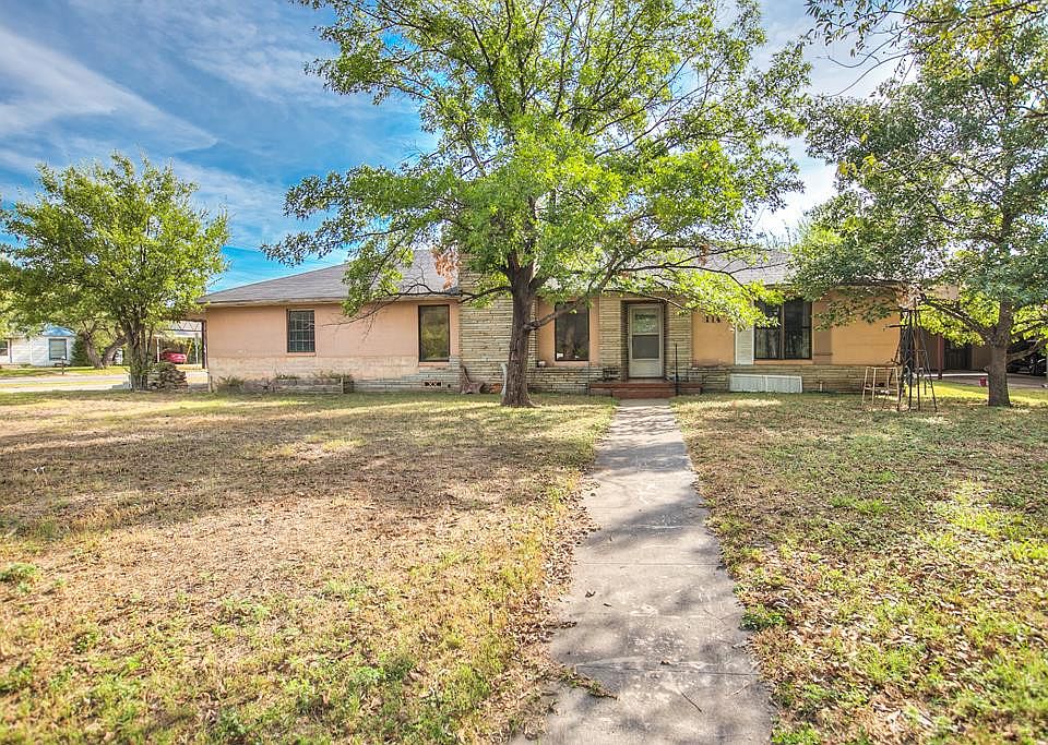 1st image of 114 Lipan Dr