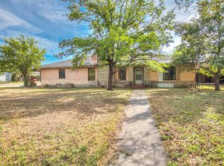 114 Lipan Dr, San Angelo, TX 76903