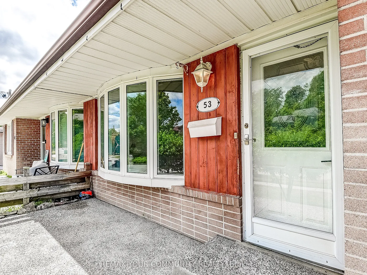 4 bed, $3,750 — Photo 2