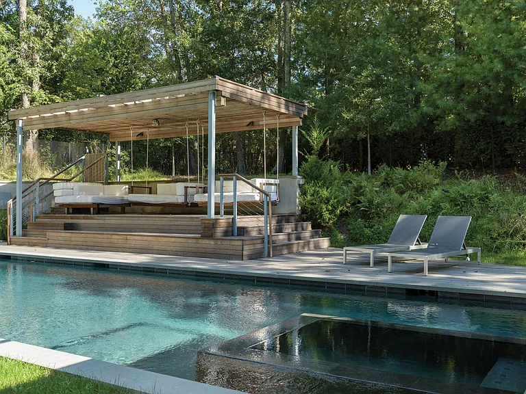 18 Oyster Pond Ln — Photo 5