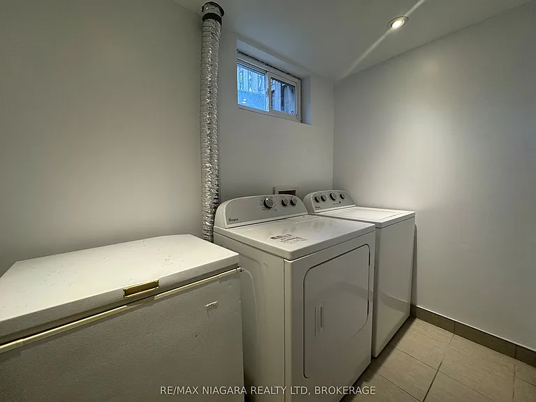 5852 Frontenac St #8 — Photo 15