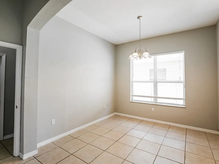 13124 SW 23rd St — Photo 6