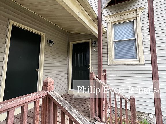 Front Door/Porch Area