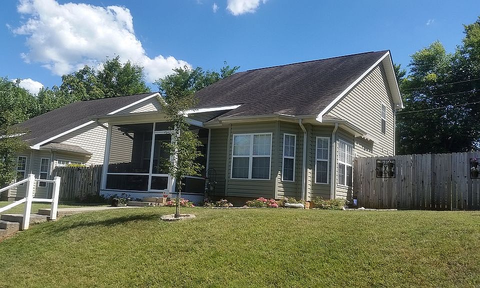 1st image of 1126 Overton Pl