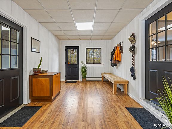 3rd image of 1 Whitney Road