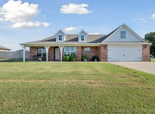 6810 Olind Dr, Mounds, OK 74047