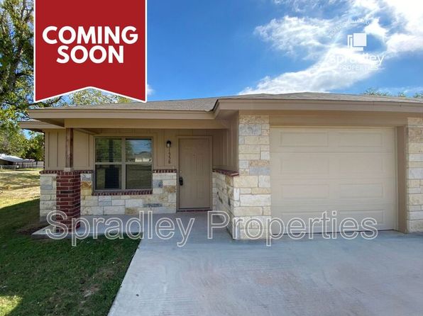 1558 Brazos Rd