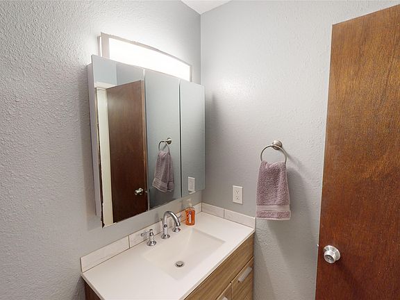 5th image of 3055 Trinity Dr APT 414