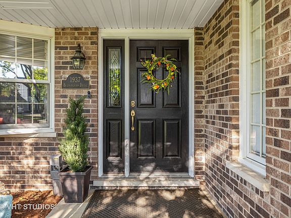 2nd image of 1937 Buckingham Dr
