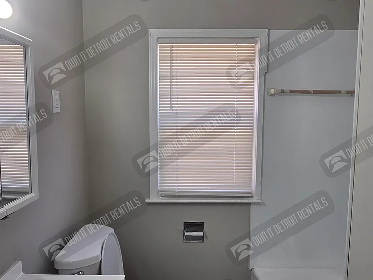 16461 Rossini Dr — Photo 15