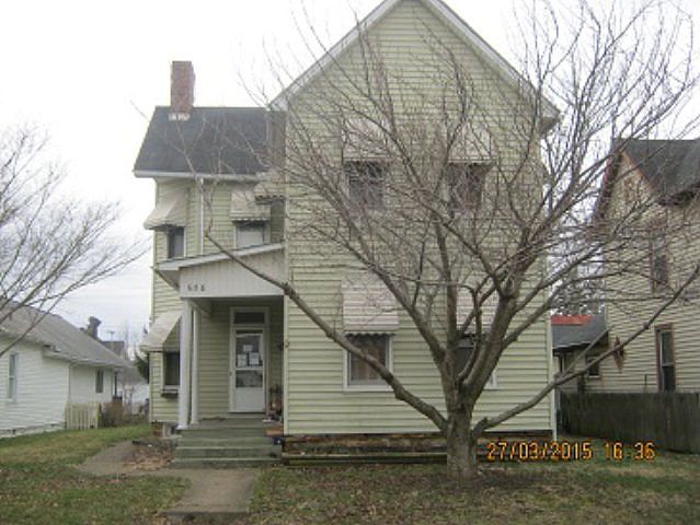 1st image of 658 E 2nd St