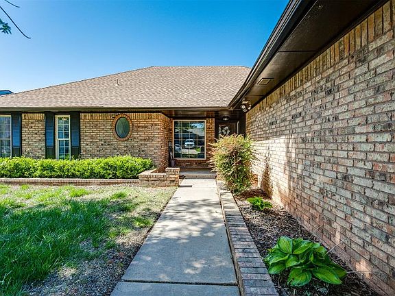 3rd image of 6013 Greenview Dr
