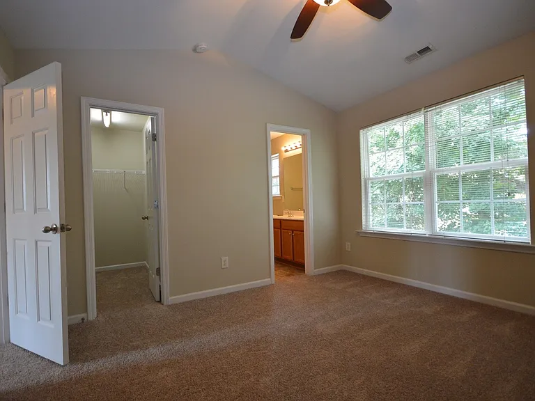 8026 River Watch Ln — Photo 17
