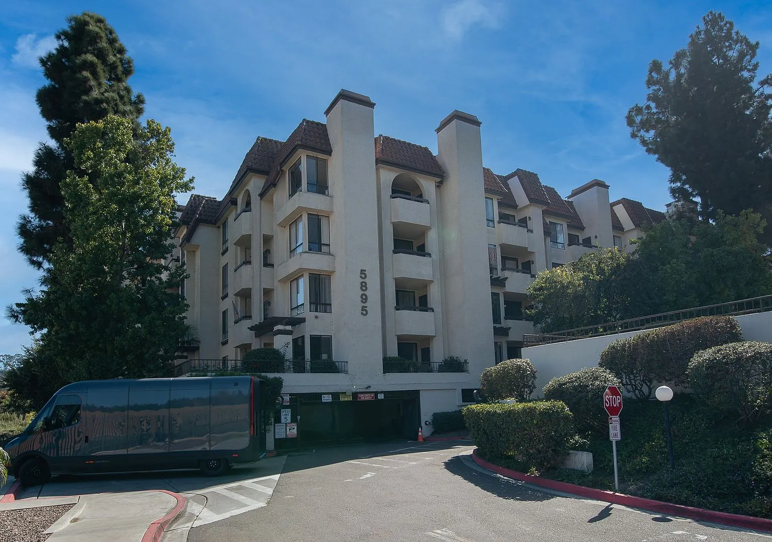 The Courtyards in West Mission Valley, 2 Bed 2 bath, 1,176 Square Feet — Photo 1