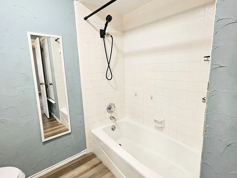 1124 Kathy Ln — Photo 20