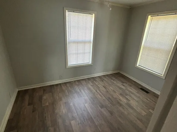 6 Blackwell Cir, Laurens, SC 29360