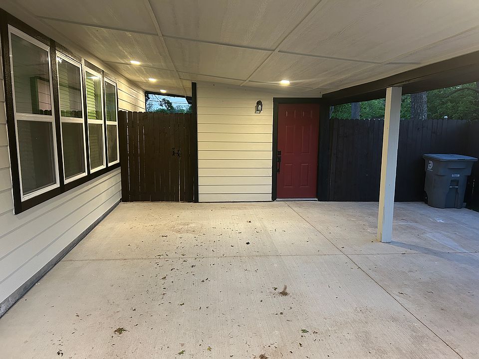 1st image of 10312 Desdemona Dr