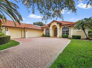 8279 SW Skipper Dr, Stuart, FL 34997