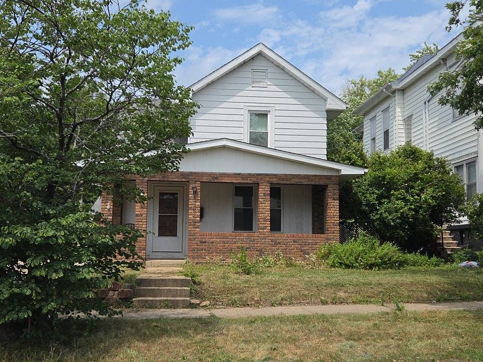 1st image of 803 W Armstrong Ave