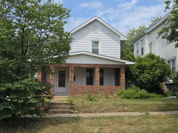 803 W Armstrong Ave, Peoria, IL 61606